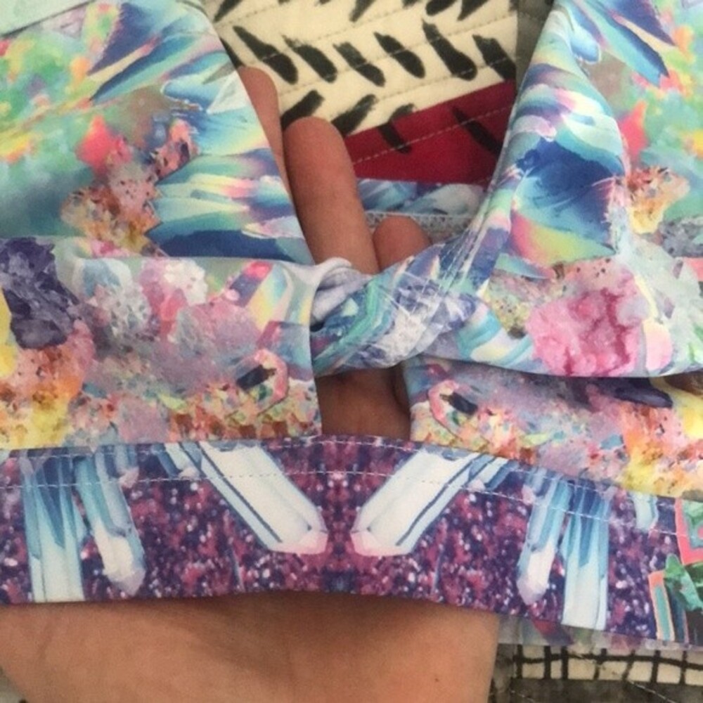 BlackMilk Sports Bra Top Crystals Pattern sz L - Picture 9 of 16